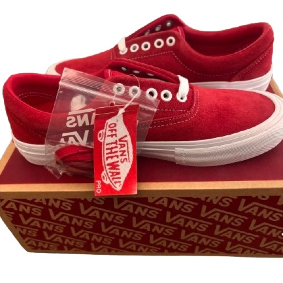 Brand New Women’s Vans in Bold Red ❤️👟 - Picture 2 of 4
